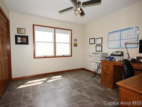 3966 Guilford, Springfield, IL 62711 photo 11