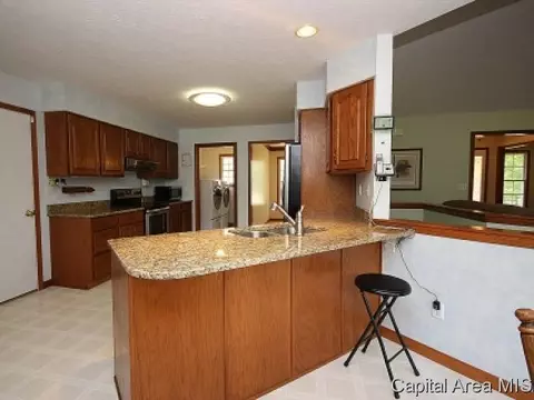3966 Guilford, Springfield, IL 62711 photo 6