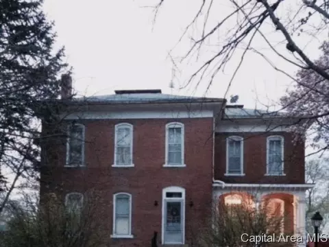 329 E Tanner St, Waverly, IL 62692 photo 18