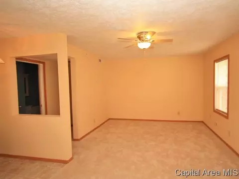 1929 N 20th St, Springfield, IL 62702 photo 2