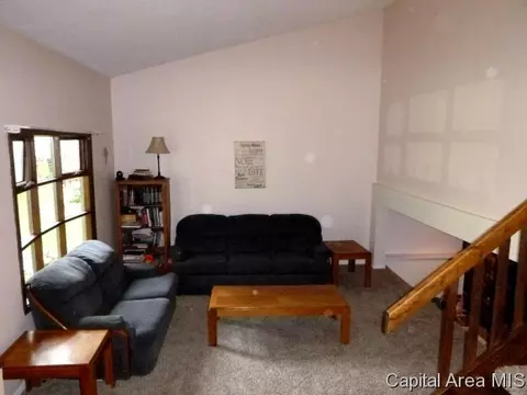 32 Lucerne Dr, Springfield, IL 62707 photo 8