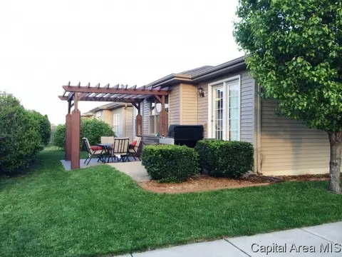 2919 S Meadowbrook Rd #10, Springfield, IL 62711 photo 2