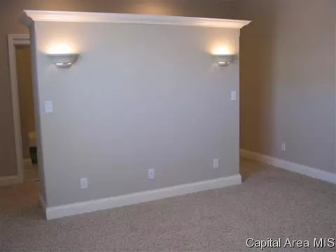 1508 Hoechester, Springfield, IL 62712 photo 8