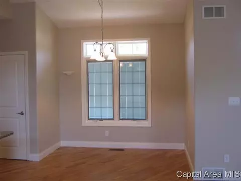 1508 Hoechester, Springfield, IL 62712 photo 6