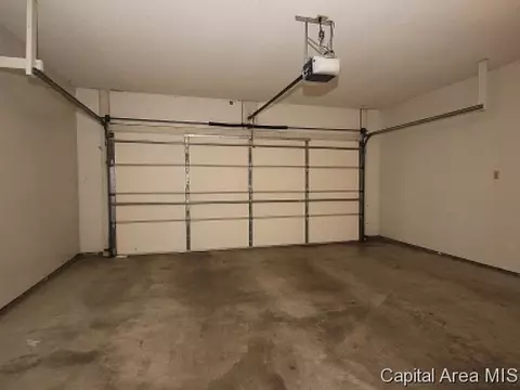 5234 Carlton, Springfield, IL 62703 photo 3