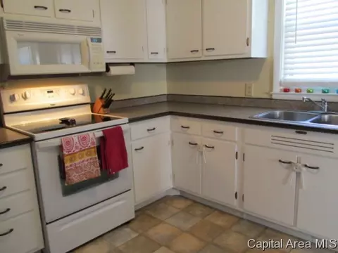1820 S 7th, Springfield, IL 62703 photo 7
