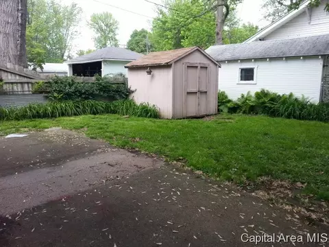 854 S State St, Springfield, IL 62704 photo 17