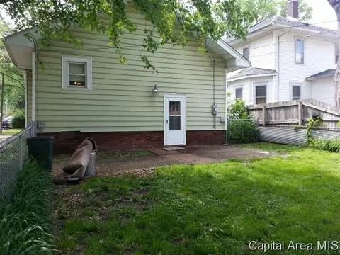 854 S State St, Springfield, IL 62704 photo 18