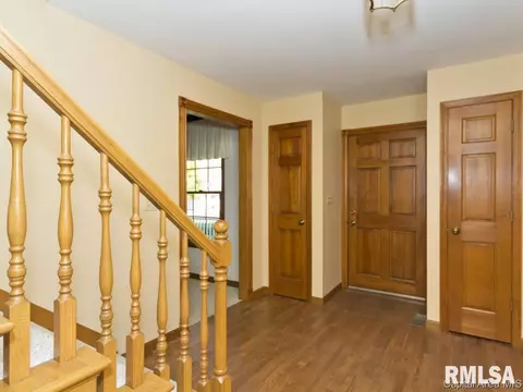 2608 Apple Creek Dr, Springfield, IL 62702 photo 1