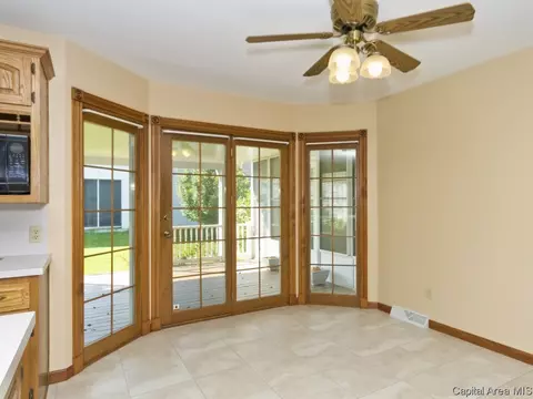 2608 Apple Creek Dr, Springfield, IL 62702 photo 10