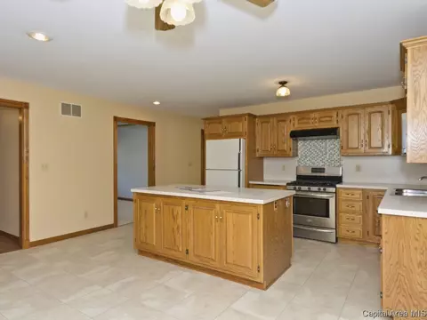 2608 Apple Creek Dr, Springfield, IL 62702 photo 7