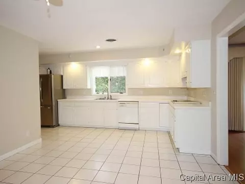 2519 Cherry Rd, Springfield, IL 62704 photo 7