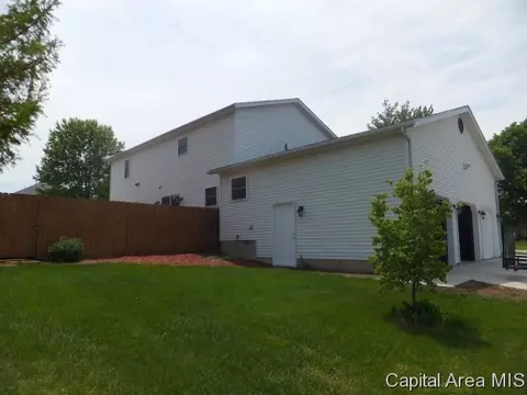 3994 Guilford Dr, Springfield, IL 62711 photo 2
