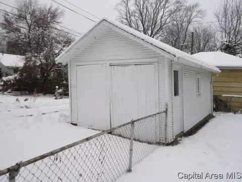 1317 N 4th St, Springfield, IL 62702 photo 4