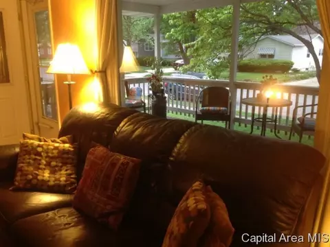2130 Warwick Dr, Springfield, IL 62704 photo 8