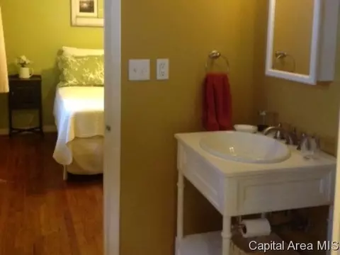 2130 Warwick Dr, Springfield, IL 62704 photo 11