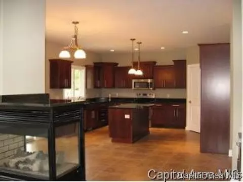 3112 Ironlake Cir, Springfield, IL 62711 photo 3