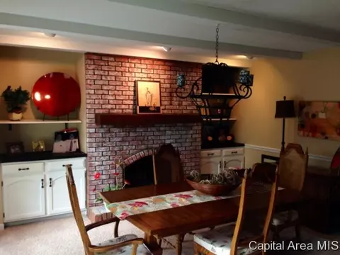 3229 W Pt, Springfield, IL 62704 photo 9