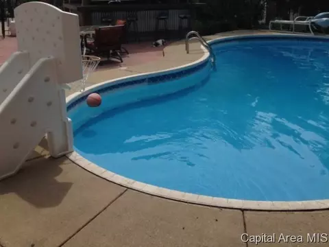 3229 W Pt, Springfield, IL 62704 photo 5