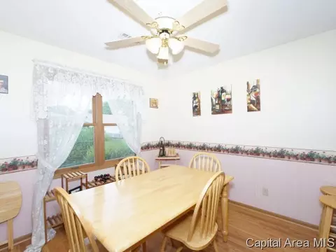 3033 Stokebridge, Springfield, IL 62702 photo 10