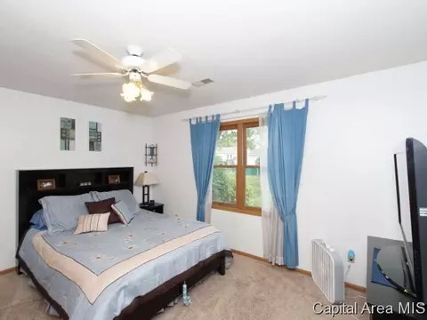3033 Stokebridge, Springfield, IL 62702 photo 11