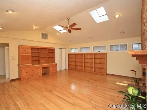 2317 S Wiggins, Springfield, IL 62704 photo 10