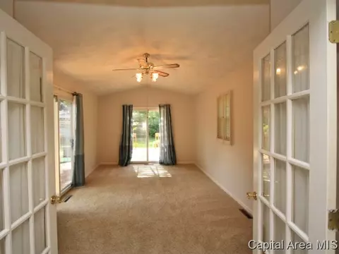 2317 S Wiggins, Springfield, IL 62704 photo 5