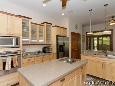 2309 Mariners Pt, Springfield, IL 62712 photo 10