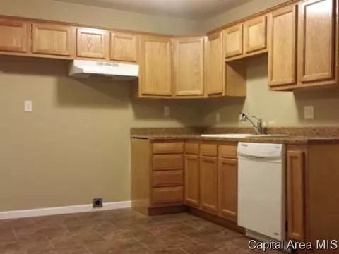 2405 Ladley Ct, Springfield, IL 62703 photo 3