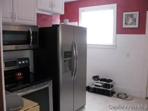 2064 N 5th, Springfield, IL 62702 photo 8