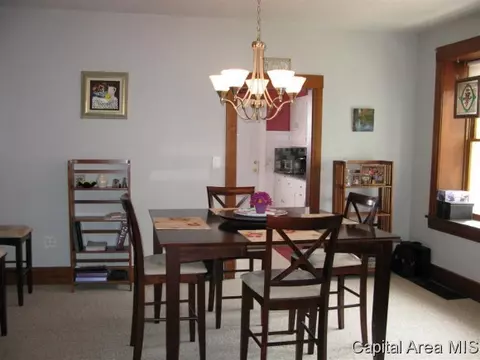 2064 N 5th, Springfield, IL 62702 photo 5