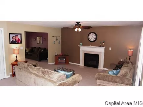 3712 Carney Blvd, Springfield, IL 62712 photo 4