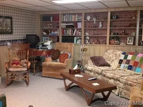 81 Nottingham Rd, Springfield, IL 62704 photo 10