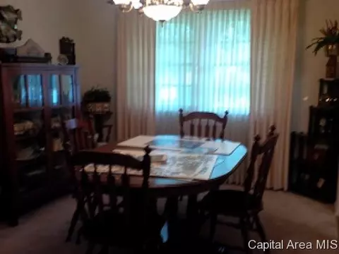 81 Nottingham Rd, Springfield, IL 62704 photo 3