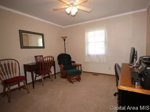 116 Post Rd, Virden, IL 62690 photo 16
