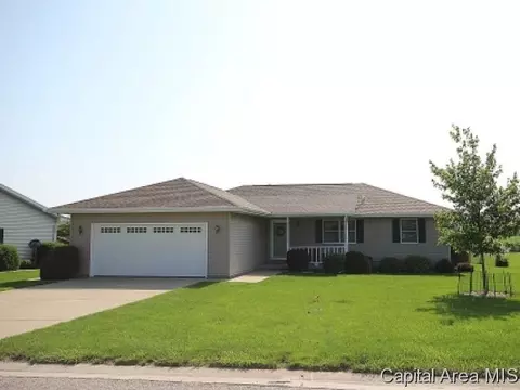 116 Post Rd, Virden, IL 62690 photo 1