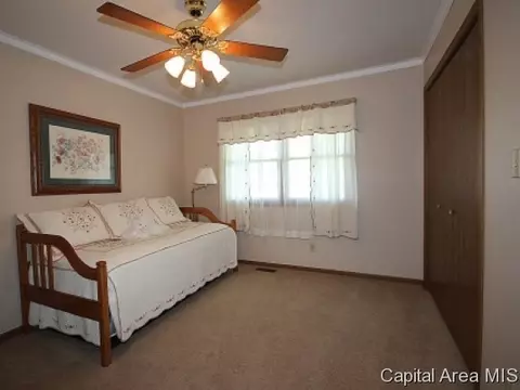 116 Post Rd, Virden, IL 62690 photo 14