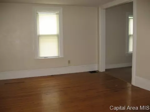 912 N 6th St, Springfield, IL 62702 photo 6