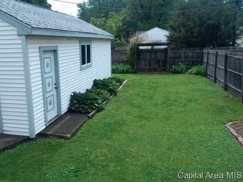 2069 N 22nd St, Springfield, IL 62702 photo 17