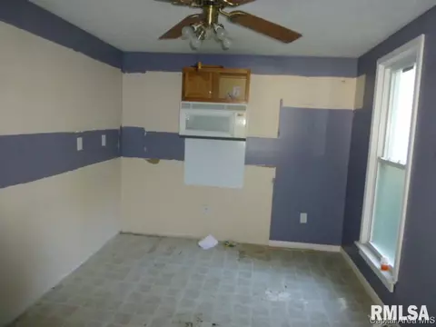 1123 E Reservoir, Springfield, IL 62702 photo 1