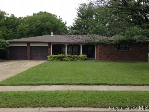 2209 W Road Dr, Springfield, IL 62711 photo 1