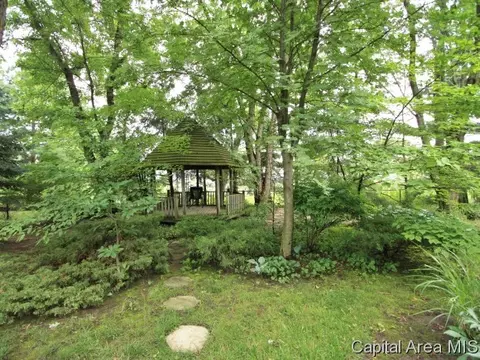 1804 Reading, Springfield, IL 62703 photo 16
