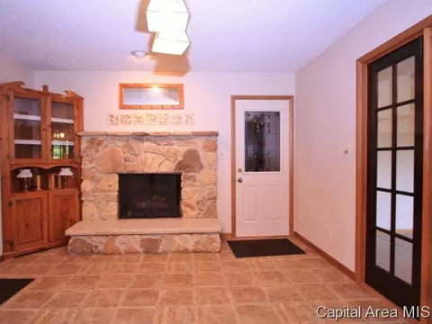 1804 Reading, Springfield, IL 62703 photo 3