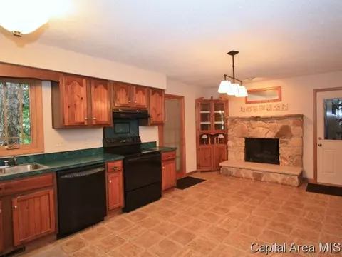 1804 Reading, Springfield, IL 62703 photo 4