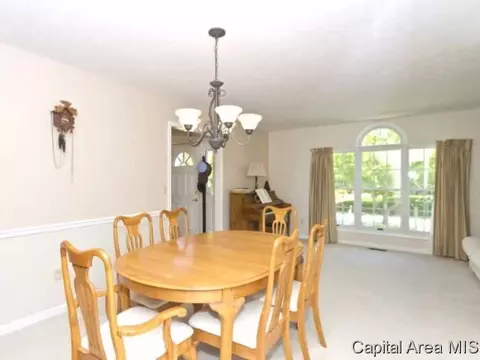 2308 Mallard Pointe Ct, Springfield, IL 62712 photo 14