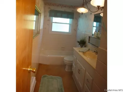 2024 N 23rd St, Springfield, IL 62702 photo 7