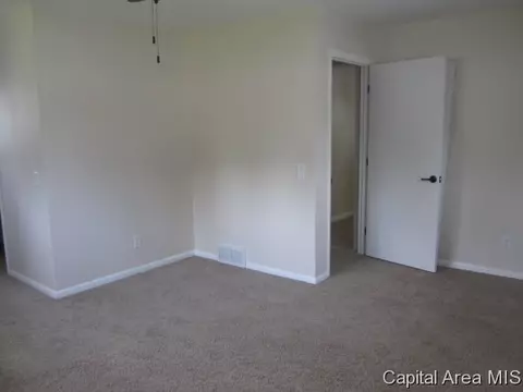 39 Radcliff Rd, Springfield, IL 62703 photo 11