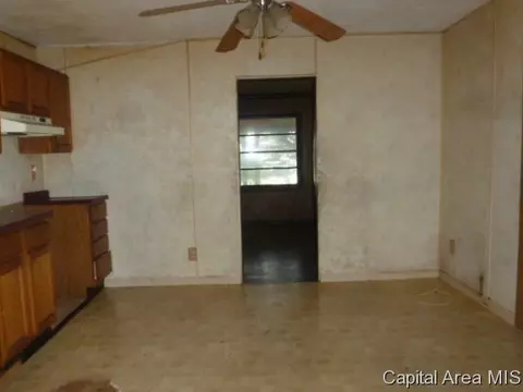 1972 E Converse Ave, Springfield, IL 62702 photo 5