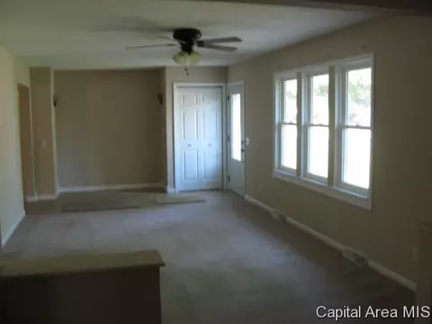 2500 Arrowhead Dr, Springfield, IL 62702 photo 3