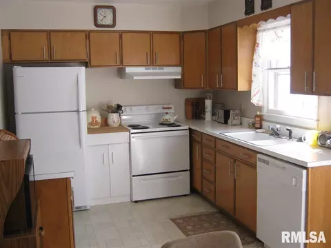 124 Archer Ave, Springfield, IL 62704 photo 7